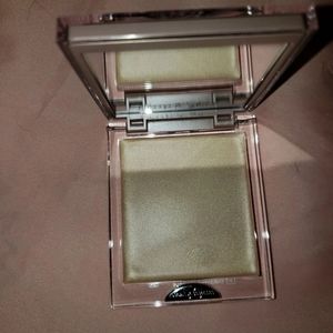 Dominique Cosmetics Skin Gloss highlighter **SOLD**